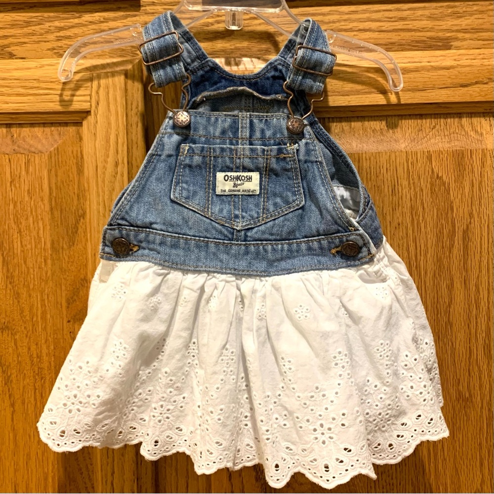 Adorable OSHKOSH eyelet denim overall dress, size 9 Months
